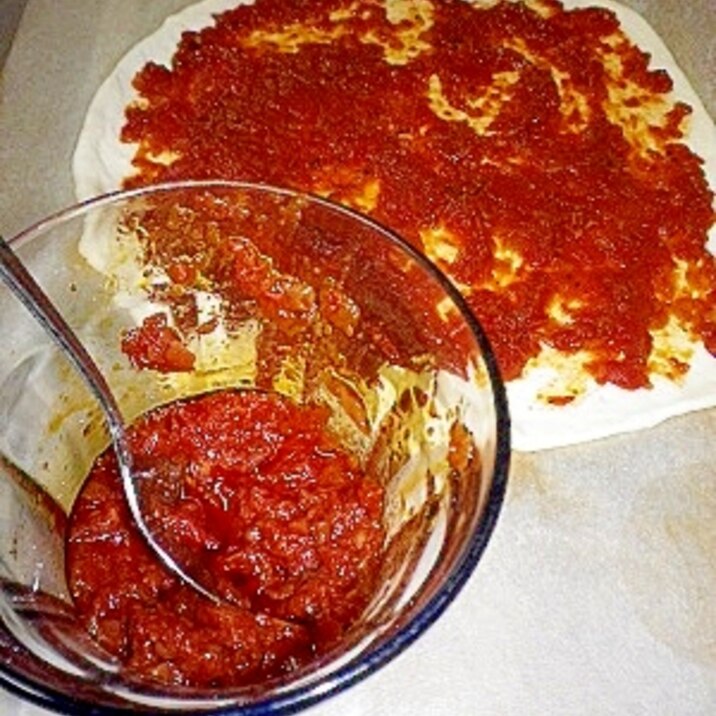 ピザのトマトソース　使い切り２～３枚分